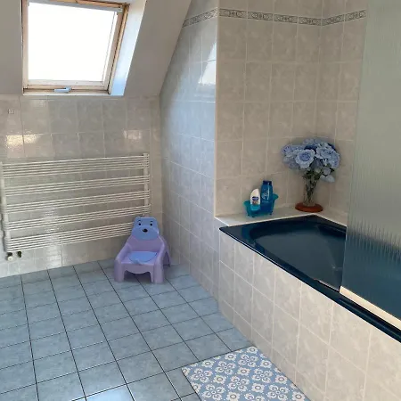 Holiday home O Rivage Du Mont 5 Pers